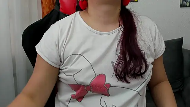 Snapshot of Lexyevans chatting on February 22, 2026, 9:13 pm Lexyevans online show from February 22, 2026, 9:13 pm