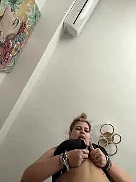 AllysonK online show from March 19, 2026, 11:14 am