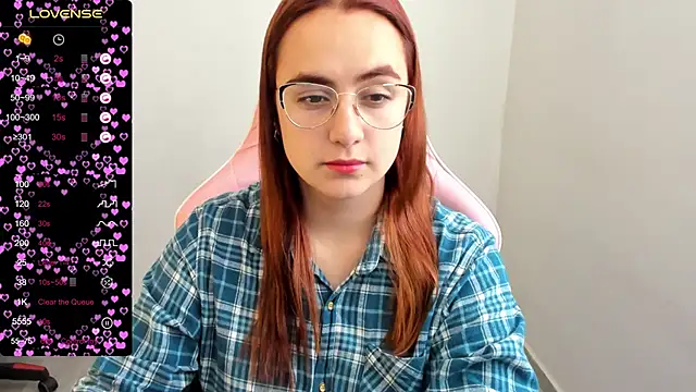 maryluna95 online show from February 11, 2025, 4:46 pm