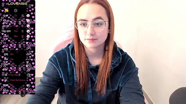 maryluna95 online show from February 26, 2025, 4:03 am