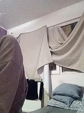 BritneyHudson online show from February 2, 2026, 12:42 am