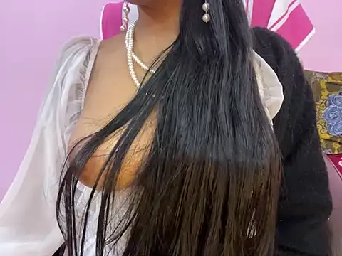 Snapshot of roshni-5 chatting on January 1, 2025, 6:49 pm roshni-5 online show from January 1, 2025, 6:49 pm