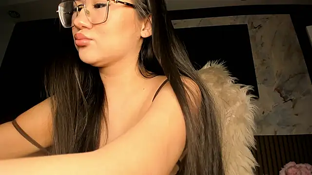 sally 009 online show from March 14, 2026, 4:18 am