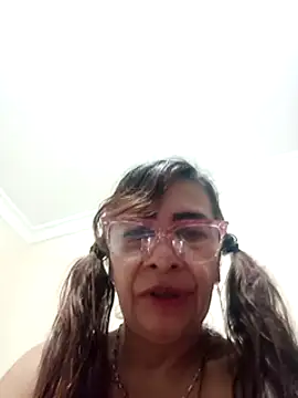 Snapshot of LITLESTAR chatting on February 4, 2025, 4:50 pm LITLESTAR online show from February 4, 2025, 4:50 pm