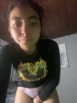 Snapshot of _Gothiccbitch_ chatting on March 20, 2025, 3:02 am Gothiccbitch online show from March 20, 2025, 3:02 am