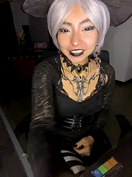 Snapshot of _Gothiccbitch_ chatting on October 9, 2025, 7:50 am Gothiccbitch online show from October 9, 2025, 7:50 am