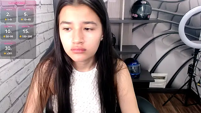 Snapshot of Linda_Mattel chatting on January 14, 2025, 3:04 pm Linda Mattel online show from January 14, 2025, 3:04 pm