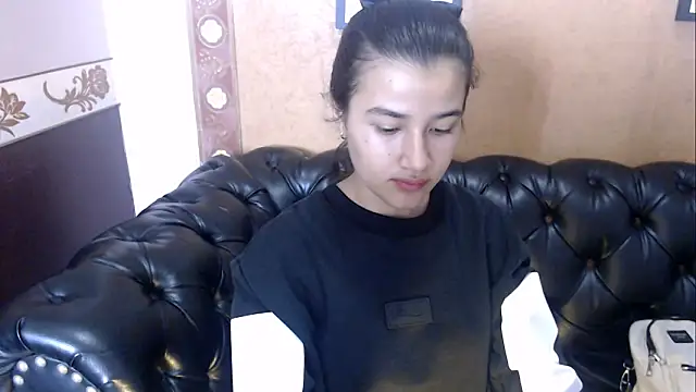 Snapshot of Linda_Mattel chatting on February 3, 2025, 3:27 pm Linda Mattel online show from February 3, 2025, 3:27 pm