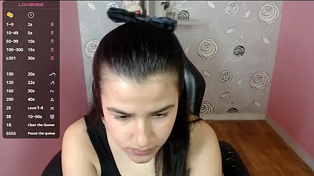 Snapshot of Linda_Mattel chatting on February 10, 2025, 2:59 pm Linda Mattel online show from February 10, 2025, 2:59 pm