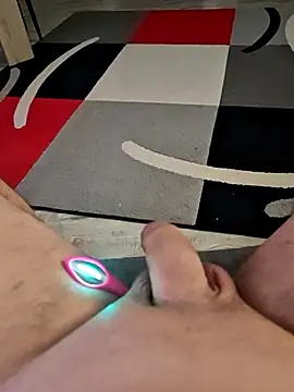 Szeltolo001 online show from January 10, 2026, 2:57 am