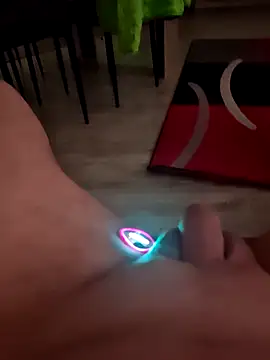 Szeltolo001 online show from March 7, 2026, 3:14 am