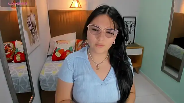 delilaquinn online show from December 28, 2024, 6:50 pm