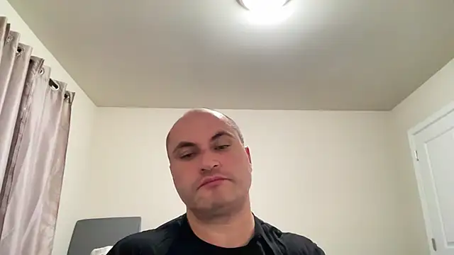 SluggishChase99 online show from June 1, 2026, 3:52 am