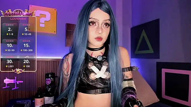 Snapshot of Elettra_Rou chatting on July 12, 2026, 2:46 am Elettra Rou online show from July 12, 2026, 2:46 am