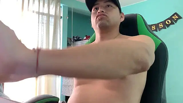 Snapshot of Allen_ibe chatting on February 10, 2025, 3:10 pm Allen ibe online show from February 10, 2025, 3:10 pm