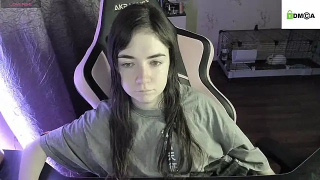 Snapshot of Crazy_forest_fairy chatting on December 16, 2024, 12:48 am Crazy forest fairy online show from December 16, 2024, 12:48 am