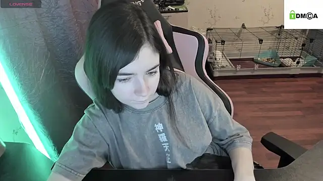 Snapshot of Crazy_forest_fairy chatting on February 3, 2025, 2:14 am Crazy forest fairy online show from February 3, 2025, 2:14 am