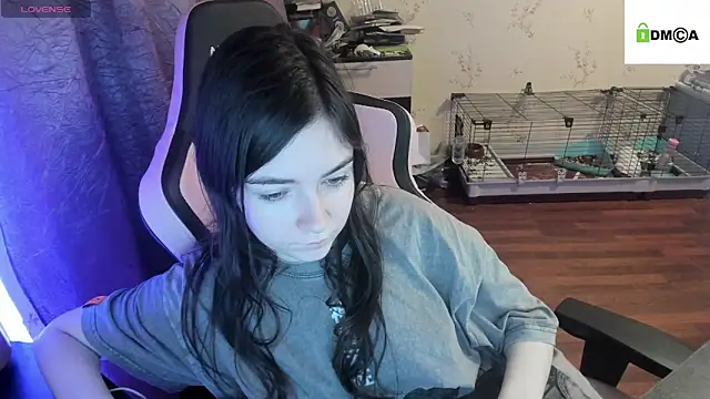 Snapshot of Crazy_forest_fairy chatting on February 28, 2025, 11:45 pm Crazy forest fairy online show from February 28, 2025, 11:45 pm