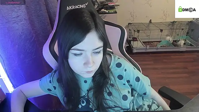 Snapshot of Crazy_forest_fairy chatting on March 2, 2025, 10:48 pm Crazy forest fairy online show from March 2, 2025, 10:48 pm