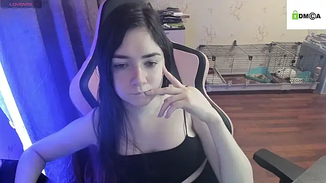 Snapshot of Crazy_forest_fairy chatting on March 5, 2025, 11:16 pm Crazy forest fairy online show from March 5, 2025, 11:16 pm