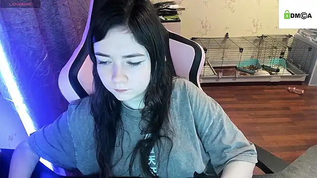 Snapshot of Crazy_forest_fairy chatting on March 9, 2025, 4:16 am Crazy forest fairy online show from March 9, 2025, 4:16 am