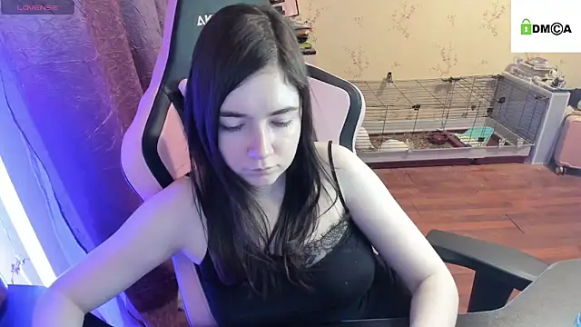 Snapshot of Crazy_forest_fairy chatting on September 8, 2025, 8:41 pm Crazy forest fairy online show from September 8, 2025, 8:41 pm