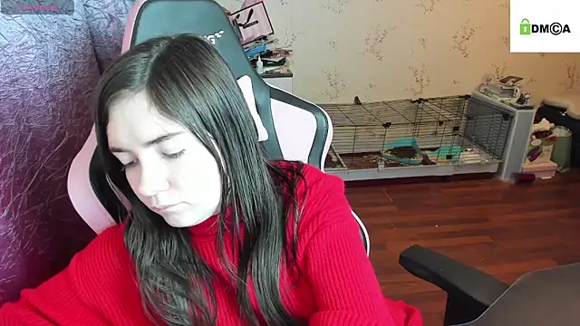 Snapshot of Crazy_forest_fairy chatting on November 4, 2025, 10:20 pm Crazy forest fairy online show from November 4, 2025, 10:20 pm