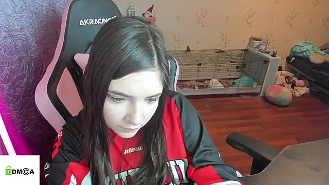 Crazy forest fairy online show from February 4, 2026, 3:34 am