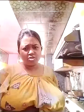 Snapshot of Bengaliboudi143 chatting on February 19, 2025, 7:06 am Bengaliboudi143 online show from February 19, 2025, 7:06 am