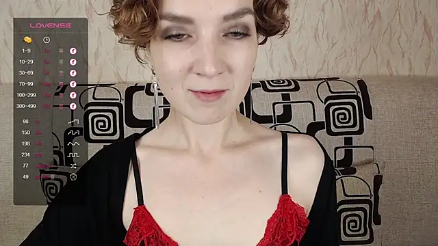 TinaWince online show from September 18, 2025, 5:31 am