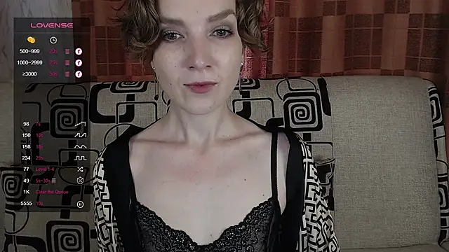 TinaWince online show from July 12, 2026, 5:09 am