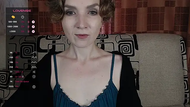 TinaWince online show from July 16, 2026, 5:13 am
