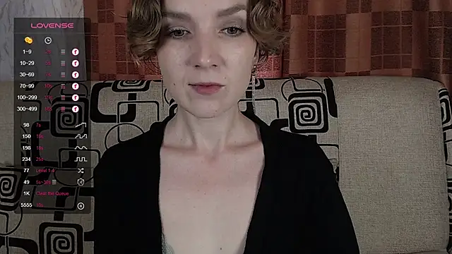 TinaWince online show from July 25, 2026, 5:05 am