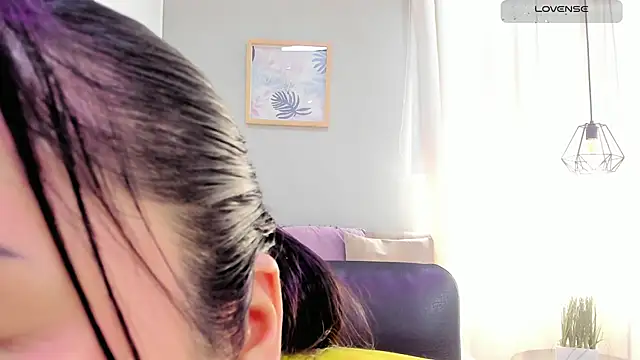  alaiasmile  online show from March 26, 2026, 7:19 pm