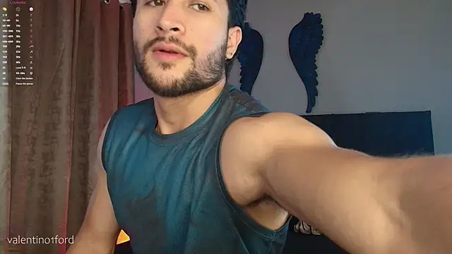 Snapshot of Valentinoford chatting on March 3, 2026, 10:26 pm Valentinoford online show from March 3, 2026, 10:26 pm