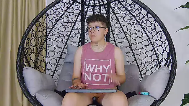 alex noa online show from November 21, 2025, 7:45 pm