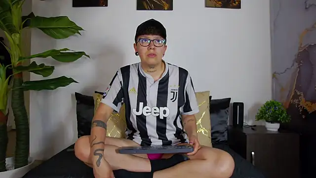 alex noa online show from February 12, 2026, 7:20 pm