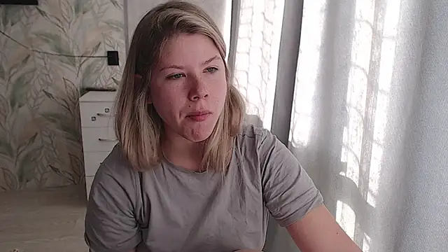 Snapshot of MelissaXKinky chatting on October 15, 2025, 6:02 am MelissaXKinky online show from October 15, 2025, 6:02 am