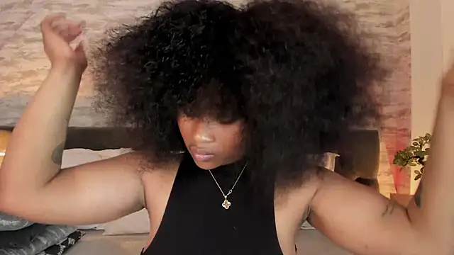 Anneth  M online show from October 11, 2025, 8:07 pm