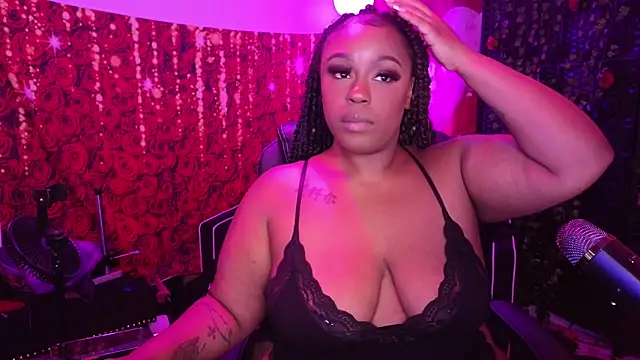cheriserozequeen online show from May 15, 2026, 11:56 pm