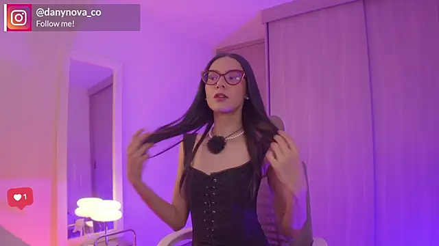 DanyNova Co online show from February 6, 2026, 9:07 pm