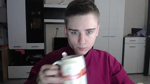 angryzan online show from January 29, 2025, 4:26 am