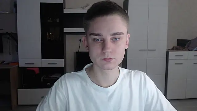 angryzan online show from January 31, 2025, 4:47 am