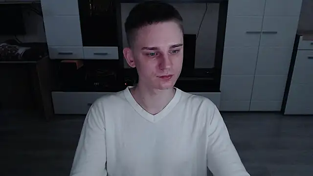 angryzan online show from October 27, 2025, 5:22 am