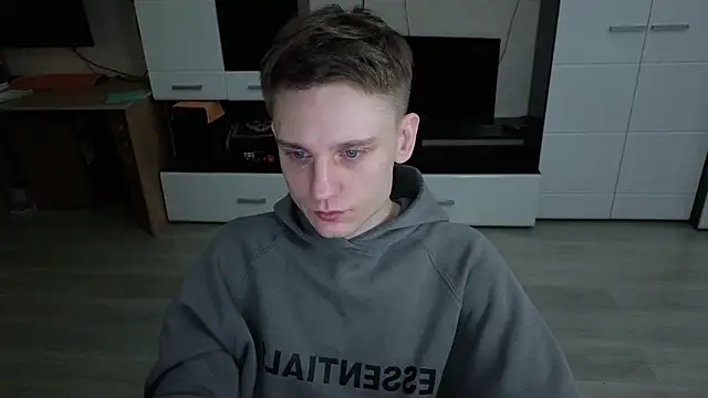 angryzan online show from February 3, 2026, 5:05 am