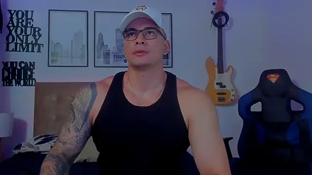 seancarreraa online show from November 7, 2025, 7:03 pm