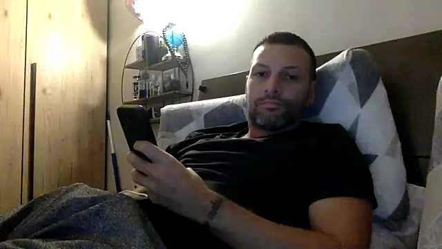 goroasroma90 online show from November 28, 2025, 4:31 pm