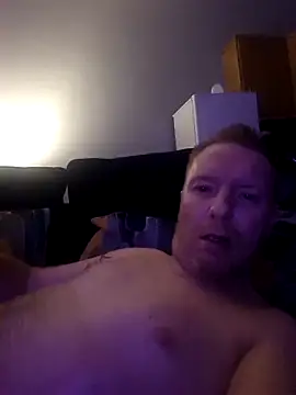 walker1979 online show from November 8, 2025, 3:29 am