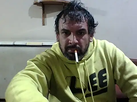 Rodrigo happy online show from September 10, 2025, 2:44 am