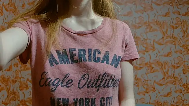 strawberrysmoothie online show from December 2, 2024, 12:09 am